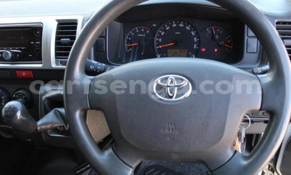 Nunua Ilio tumika Toyota Allion White Gari ndani ya Ezulwini nchini Hhohho Nunua Ilio tumika Toyota Allion White Gari ndani ya Ezulwini nchini Hhohho