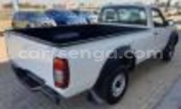 Buy Used Nissan NP 300 White Car in Ezulwini in Hhohho Buy Used Nissan NP 300 White Car in Ezulwini in Hhohho