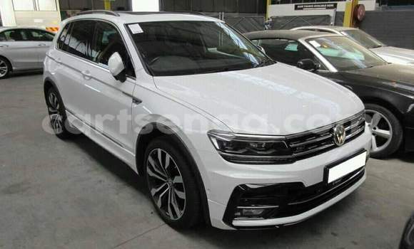 Acheter Occasion Voiture Volkswagen Tiguan Blanc à Manzini, Manzini Acheter Occasion Voiture Volkswagen Tiguan Blanc à Manzini, Manzini