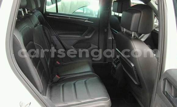 Acheter Occasion Voiture Volkswagen Tiguan Blanc à Manzini, Manzini Acheter Occasion Voiture Volkswagen Tiguan Blanc à Manzini, Manzini