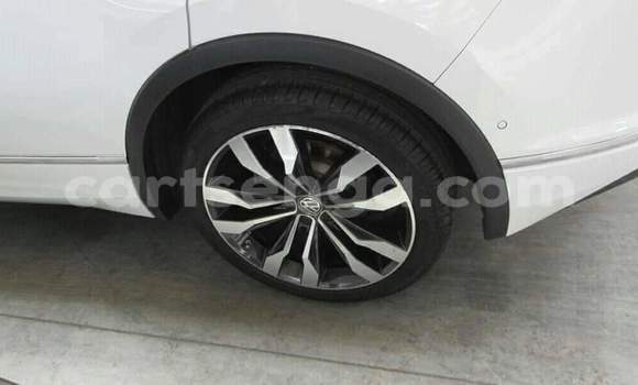 Acheter Occasion Voiture Volkswagen Tiguan Blanc à Manzini, Manzini Acheter Occasion Voiture Volkswagen Tiguan Blanc à Manzini, Manzini