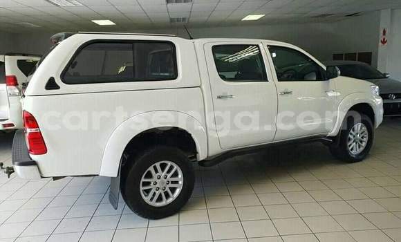 Acheter Occasion Voiture Toyota Hilux Blanc à Manzini, Manzini Acheter Occasion Voiture Toyota Hilux Blanc à Manzini, Manzini