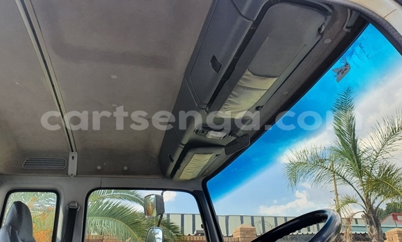 Nunua Ilio tumika Isuzu FTR 850 White Lori ndani ya Mbabane nchini Manzini Nunua Ilio tumika Isuzu FTR 850 White Lori ndani ya Mbabane nchini Manzini