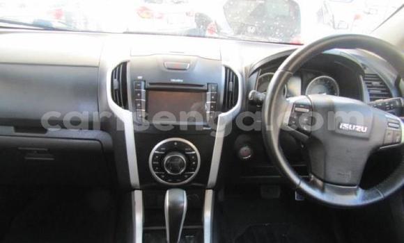Acheter Occasion Voiture Isuzu KB Blanc à Big Bend, Lubombo Acheter Occasion Voiture Isuzu KB Blanc à Big Bend, Lubombo