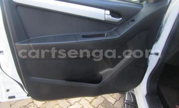 Acheter Occasion Voiture Isuzu KB Blanc à Big Bend, Lubombo Acheter Occasion Voiture Isuzu KB Blanc à Big Bend, Lubombo