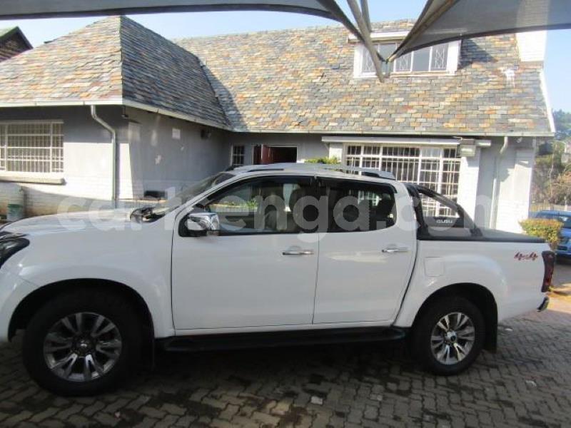 Big with watermark isuzu kb lubombo big bend 17447