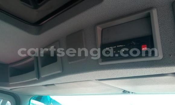 Nunua Ilio tumika Mercedes‒Benz Tipper White Lori ndani ya Ezulwini nchini Hhohho Nunua Ilio tumika Mercedes‒Benz Tipper White Lori ndani ya Ezulwini nchini Hhohho