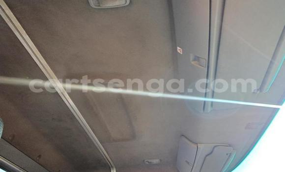 Nunua Ilio tumika Hino 300 Series White Lori ndani ya Import - Dubai nchini Hhohho Nunua Ilio tumika Hino 300 Series White Lori ndani ya Import - Dubai nchini Hhohho