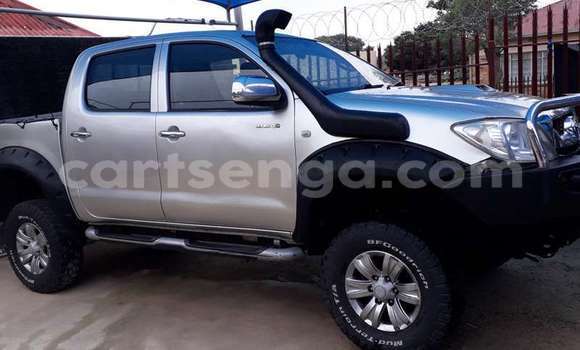 Buy Used Toyota Hilux Silver Car in Mbabane in Manzini Buy Used Toyota Hilux Silver Car in Mbabane in Manzini