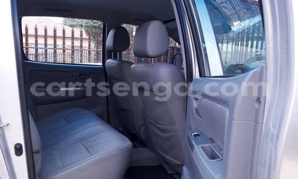 Buy Used Toyota Hilux Silver Car in Mbabane in Manzini Buy Used Toyota Hilux Silver Car in Mbabane in Manzini
