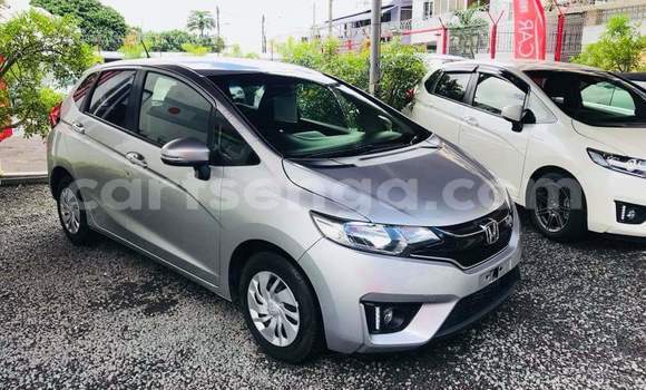 Nunua Ilio tumika Honda FIT Silver Gari ndani ya Manzini nchini Manzini