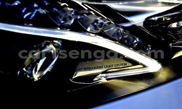 Nunua Ilio tumika Mercedes‒Benz E–Class White Gari ndani ya Manzini nchini Manzini Nunua Ilio tumika Mercedes‒Benz E–Class White Gari ndani ya Manzini nchini Manzini