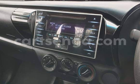 Acheter Occasion Voiture Toyota Hilux Blanc à Mbabane, Manzini Acheter Occasion Voiture Toyota Hilux Blanc à Mbabane, Manzini