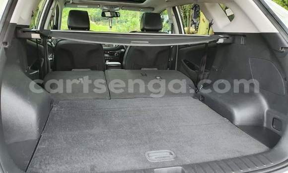 Nunua Ilio tumika Hyundai Tucson White Gari ndani ya Ezulwini nchini Hhohho Nunua Ilio tumika Hyundai Tucson White Gari ndani ya Ezulwini nchini Hhohho