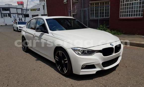 Nunua Ilio tumika BMW 3–Series White Gari ndani ya Manzini nchini Manzini
