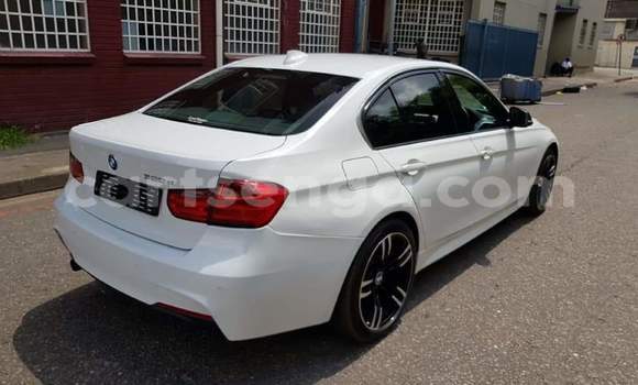 Acheter Occasion Voiture BMW 3–Series Blanc à Manzini, Manzini Acheter Occasion Voiture BMW 3–Series Blanc à Manzini, Manzini