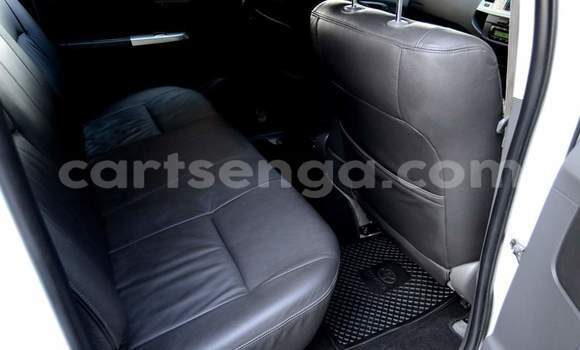 Buy Used Toyota Hilux White Car in Ezulwini in Hhohho Buy Used Toyota Hilux White Car in Ezulwini in Hhohho