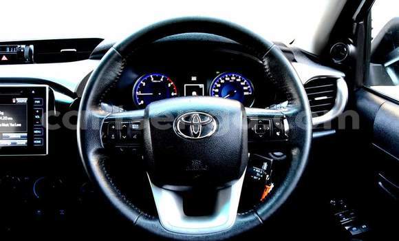 Acheter Occasion Voiture Toyota Hilux Blanc à Hlatikulu, Shiselweni District Acheter Occasion Voiture Toyota Hilux Blanc à Hlatikulu, Shiselweni District