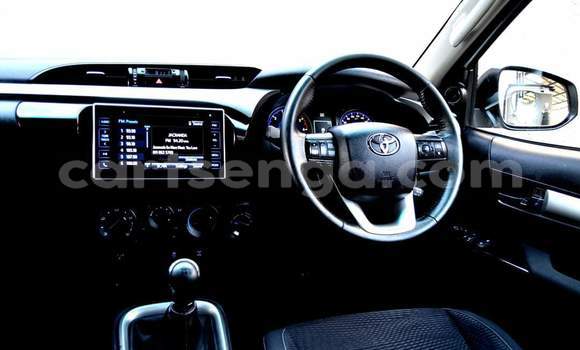 Acheter Occasion Voiture Toyota Hilux Blanc à Hlatikulu, Shiselweni District Acheter Occasion Voiture Toyota Hilux Blanc à Hlatikulu, Shiselweni District