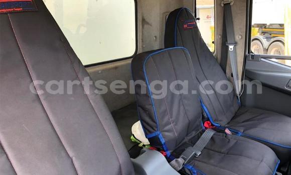 Nunua Ilio tumika Mitsubishi L400 White Lori ndani ya Ezulwini nchini Hhohho Nunua Ilio tumika Mitsubishi L400 White Lori ndani ya Ezulwini nchini Hhohho