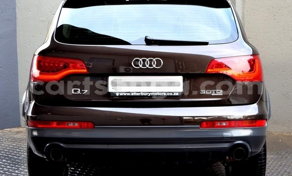 Nunua Ilio tumika Audi Q7 Brown Gari ndani ya Ezulwini nchini Hhohho Nunua Ilio tumika Audi Q7 Brown Gari ndani ya Ezulwini nchini Hhohho