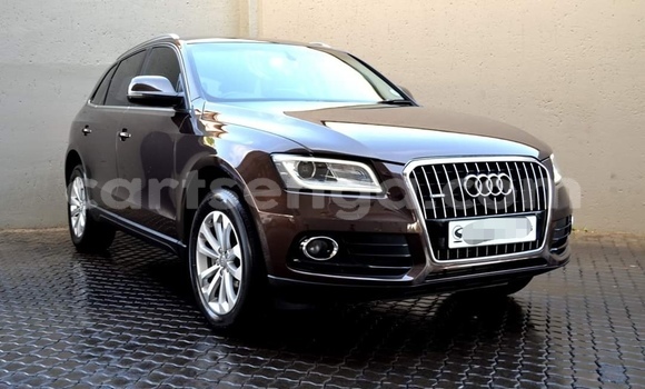 Acheter Occasion Voiture Audi Q5 Marron à Hlatikulu, Shiselweni District