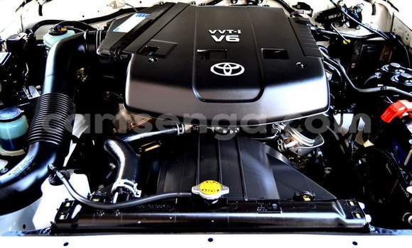 Acheter Occasion Voiture Toyota Land Cruiser Blanc à Ezulwini, Hhohho Acheter Occasion Voiture Toyota Land Cruiser Blanc à Ezulwini, Hhohho