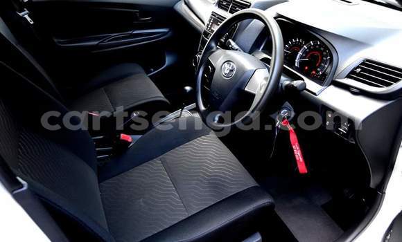 Acheter Occasion Voiture Toyota Avanza Blanc à Ezulwini, Hhohho Acheter Occasion Voiture Toyota Avanza Blanc à Ezulwini, Hhohho