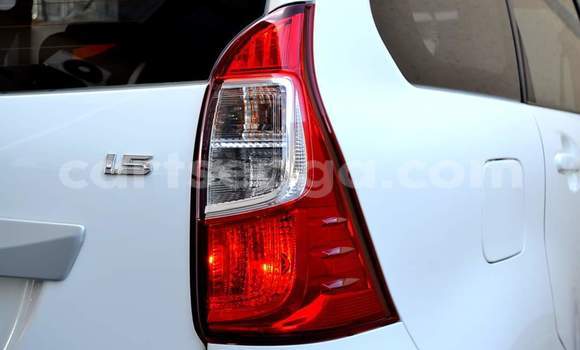 Acheter Occasion Voiture Toyota Avanza Blanc à Ezulwini, Hhohho Acheter Occasion Voiture Toyota Avanza Blanc à Ezulwini, Hhohho