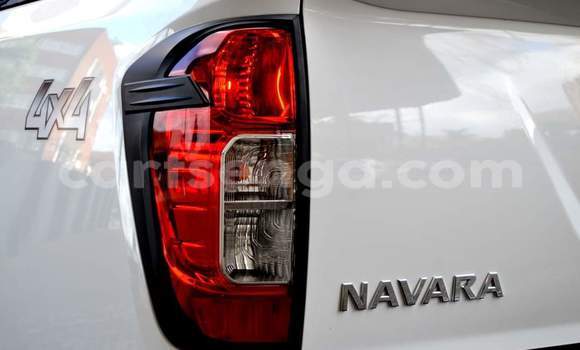 Acheter Occasion Voiture Nissan Navara Blanc à Manzini, Manzini Acheter Occasion Voiture Nissan Navara Blanc à Manzini, Manzini