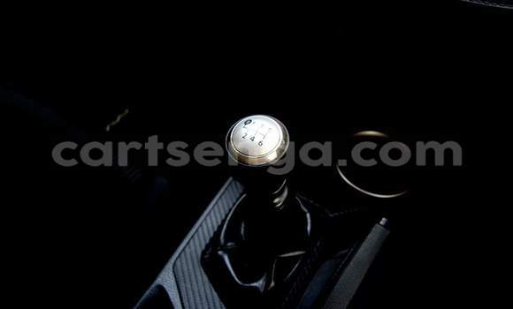 Acheter Occasion Voiture Toyota RAV4 Blanc à Mbabane, Manzini Acheter Occasion Voiture Toyota RAV4 Blanc à Mbabane, Manzini