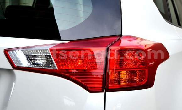 Acheter Occasion Voiture Toyota RAV4 Blanc à Mbabane, Manzini Acheter Occasion Voiture Toyota RAV4 Blanc à Mbabane, Manzini