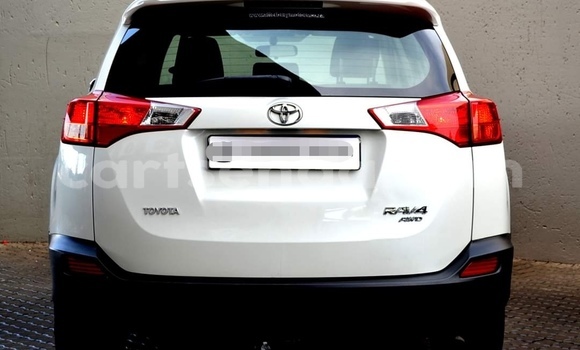 Acheter Occasion Voiture Toyota RAV4 Blanc à Mbabane, Manzini Acheter Occasion Voiture Toyota RAV4 Blanc à Mbabane, Manzini
