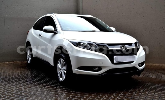Buy Used Honda HR–V White Car in Mbabane in Manzini Buy Used Honda HR–V White Car in Mbabane in Manzini