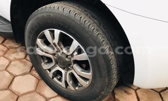 Nunua Ilio tumika Ford Ranger White Gari ndani ya Tjaneni nchini Wilaya ya Lubombo Nunua Ilio tumika Ford Ranger White Gari ndani ya Tjaneni nchini Wilaya ya Lubombo