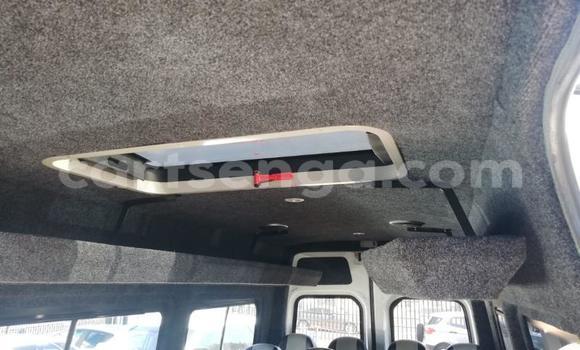 Buy Used Mercedes Viano White Car in Mbabane in Manzini Buy Used Mercedes Viano White Car in Mbabane in Manzini