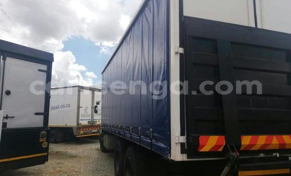 Nunua Ilio tumika Isuzu FTR 850 White Lori ndani ya Ezulwini nchini Hhohho