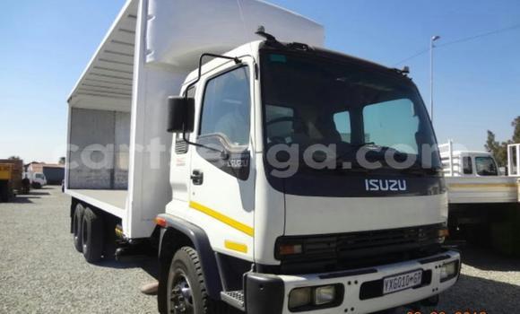 Nunua Ilio tumika Isuzu FTR 850 White Lori ndani ya Ezulwini nchini Hhohho Nunua Ilio tumika Isuzu FTR 850 White Lori ndani ya Ezulwini nchini Hhohho