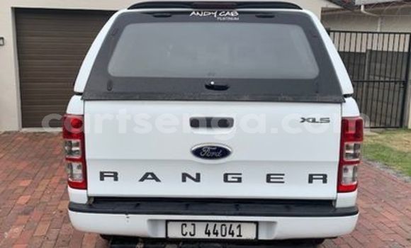 Nunua Ilio tumika Ford Ranger White Gari ndani ya Ezulwini nchini Hhohho Nunua Ilio tumika Ford Ranger White Gari ndani ya Ezulwini nchini Hhohho