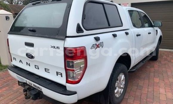Nunua Ilio tumika Ford Ranger White Gari ndani ya Ezulwini nchini Hhohho Nunua Ilio tumika Ford Ranger White Gari ndani ya Ezulwini nchini Hhohho