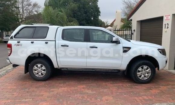 Nunua Ilio tumika Ford Ranger White Gari ndani ya Ezulwini nchini Hhohho Nunua Ilio tumika Ford Ranger White Gari ndani ya Ezulwini nchini Hhohho