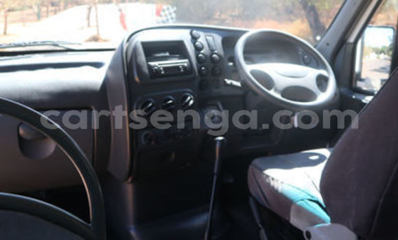 Nunua Ilio tumika IVECO Massif White Gari ndani ya Ezulwini nchini Hhohho Nunua Ilio tumika IVECO Massif White Gari ndani ya Ezulwini nchini Hhohho