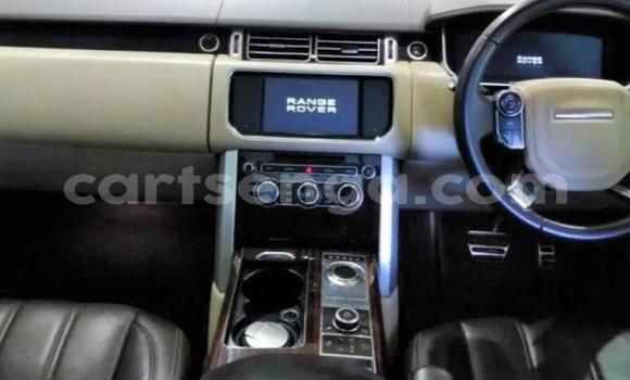 Nunua Ilio tumika Land Rover Range Rover Evoque White Gari ndani ya Ezulwini nchini Hhohho Nunua Ilio tumika Land Rover Range Rover Evoque White Gari ndani ya Ezulwini nchini Hhohho