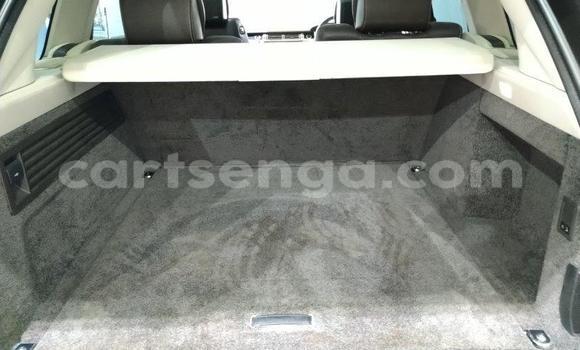 Nunua Ilio tumika Land Rover Range Rover Evoque White Gari ndani ya Ezulwini nchini Hhohho Nunua Ilio tumika Land Rover Range Rover Evoque White Gari ndani ya Ezulwini nchini Hhohho