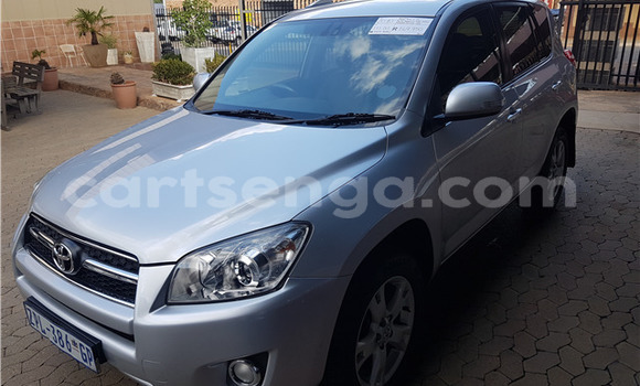 Buy Used Toyota RAV4 Silver Car in Manzini in Manzini Buy Used Toyota RAV4 Silver Car in Manzini in Manzini