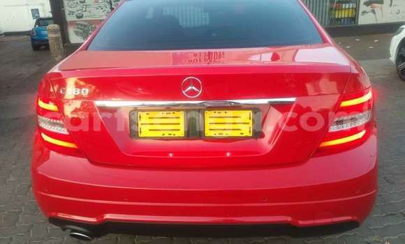 Buy Used Mercedes‒Benz C–Class Red Car in Kwaluseni in Manzini Buy Used Mercedes‒Benz C–Class Red Car in Kwaluseni in Manzini