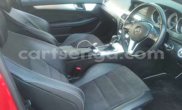 Buy Used Mercedes‒Benz C–Class Red Car in Kwaluseni in Manzini Buy Used Mercedes‒Benz C–Class Red Car in Kwaluseni in Manzini
