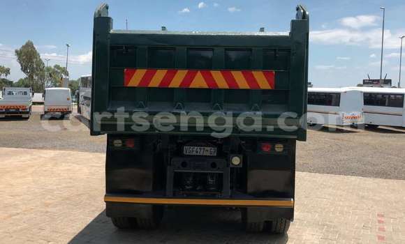 Buy Used Mercedes‒Benz 1127 Green Truck in Mbabane in Manzini Buy Used Mercedes‒Benz 1127 Green Truck in Mbabane in Manzini