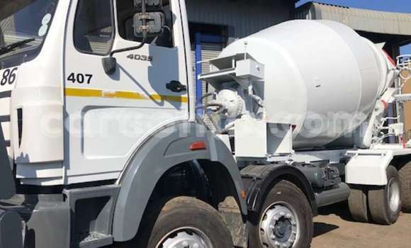 Buy Used Caterpillar 120 White Truck in Ezulwini in Hhohho Buy Used Caterpillar 120 White Truck in Ezulwini in Hhohho