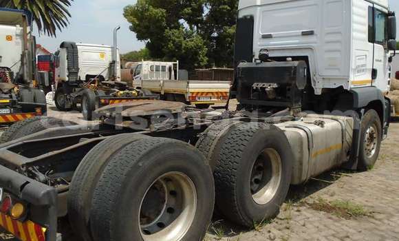 Buy Used Caterpillar 120 White Truck in Matsapha in Manzini Buy Used Caterpillar 120 White Truck in Matsapha in Manzini